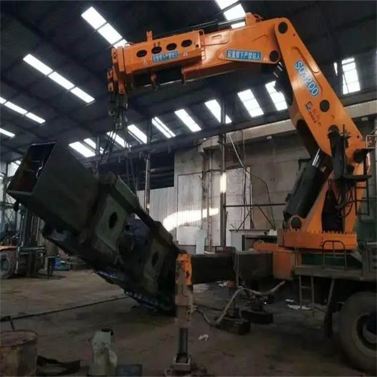 郧西折臂吊出租怎么收费