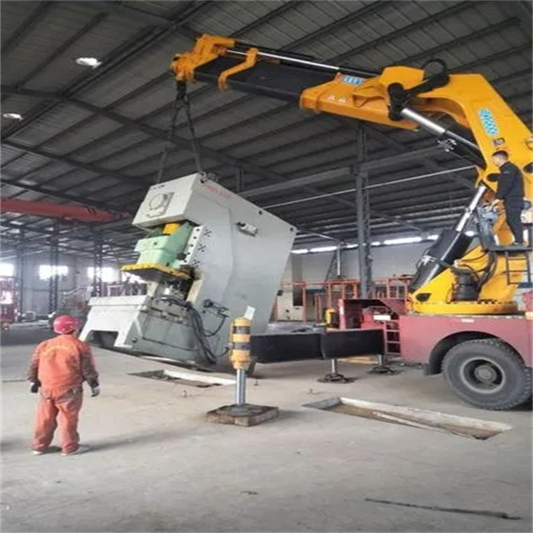 郧西80吨折臂吊车出租附近电话