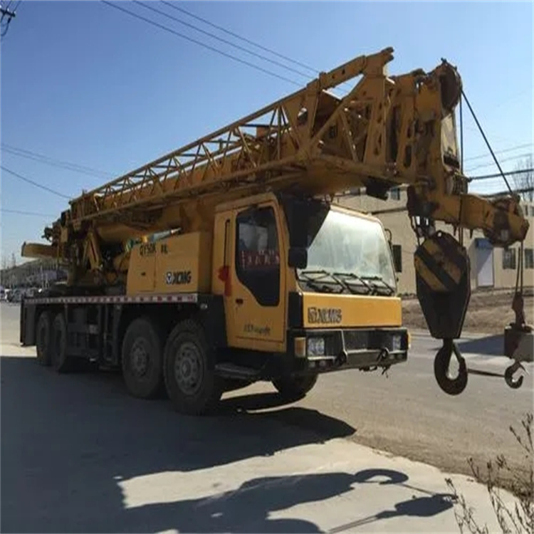 郧西哪里有专业吊车出租